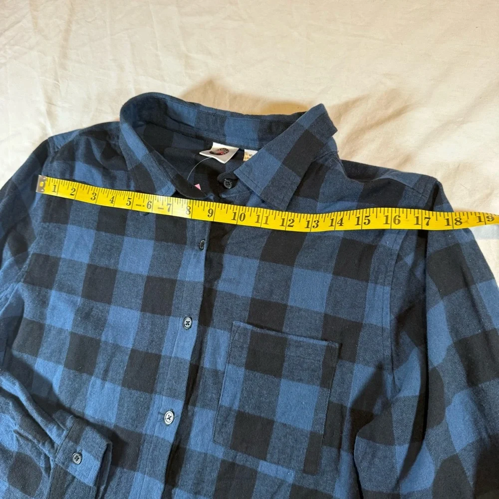 Grateful Dead Blue Plaid Flannel Shirt Skeleton Roses Graphic Womens Medium NWT - Picture 7 of 16